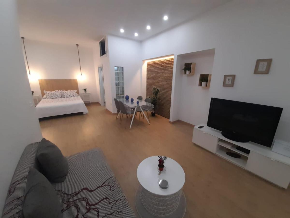 Apartamento Luna De Noviembre Malaga Bagian luar foto